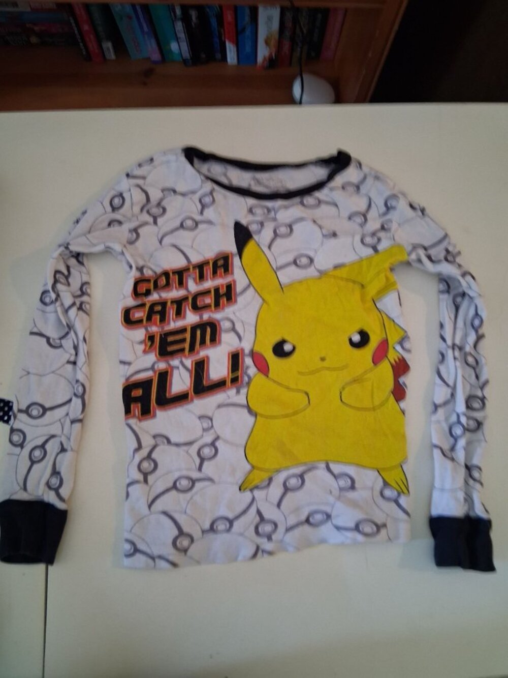 Pokémon Pikachu Long Sleeve Pajama Top Size Small